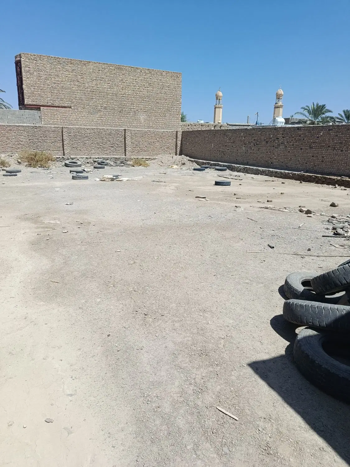 چهار دیواری