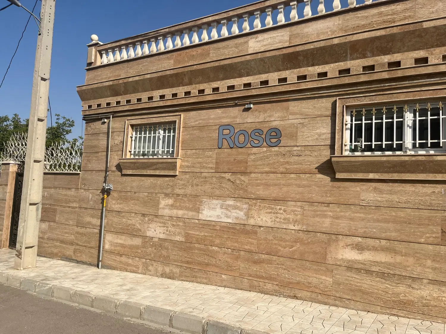 رهن ویلای ۲۰۰متری