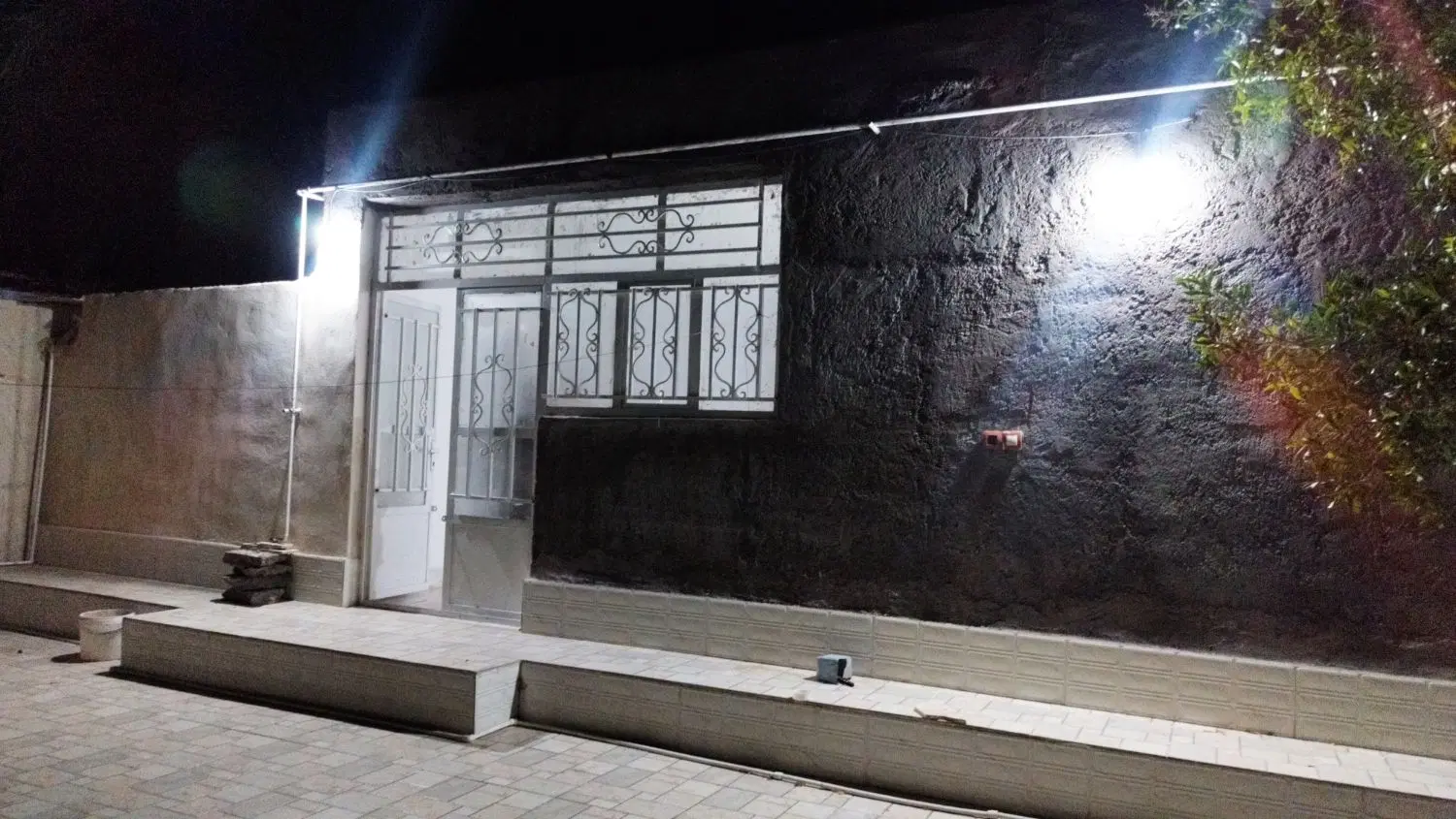 اجاره ی واحد 60متری در بروات