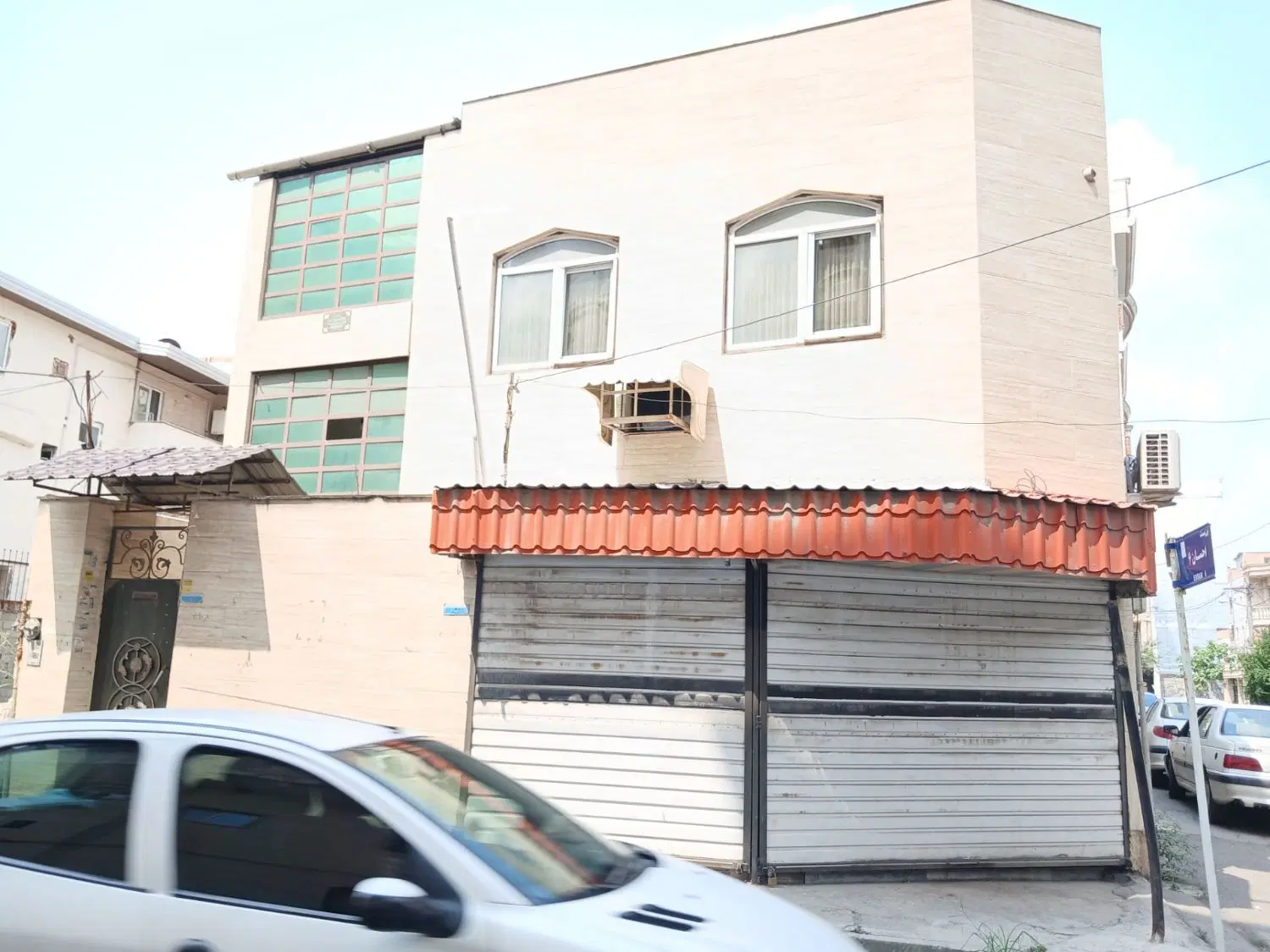 منزل مسکونی دوطبقه ومغازه شماره مبایل