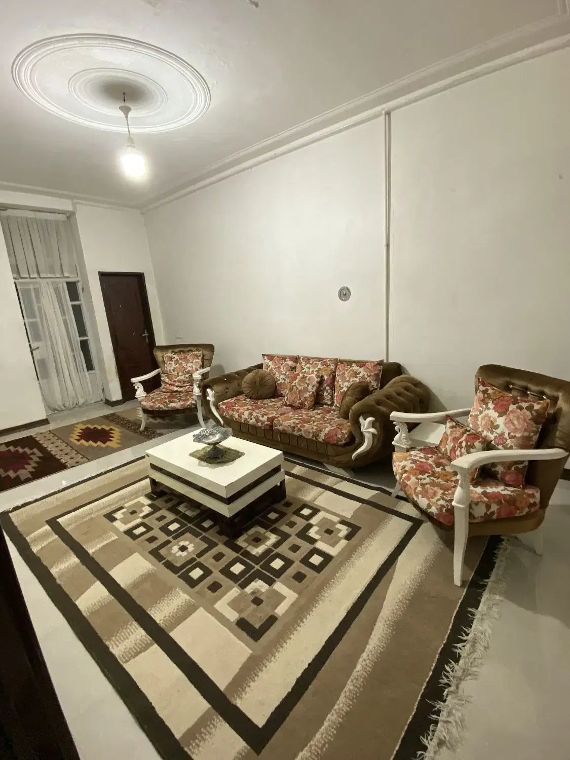سوییت اجاره روزانه در مرکز شهر