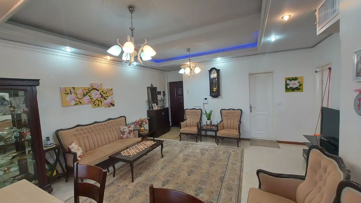 آپارتمان ۷۰ متری