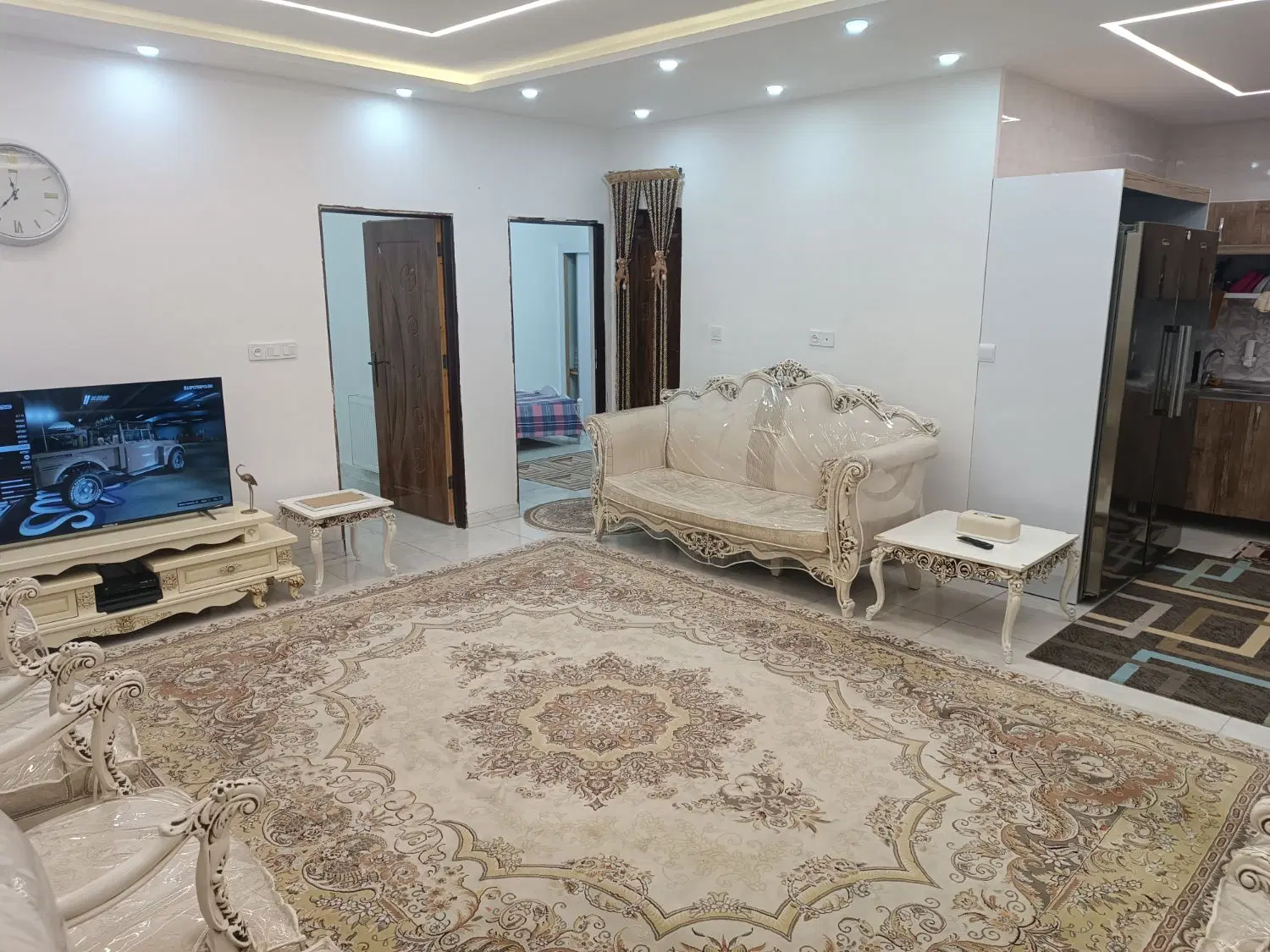 آپارتمان طبقه همکف 70 متری شیک به سبک ویلایی