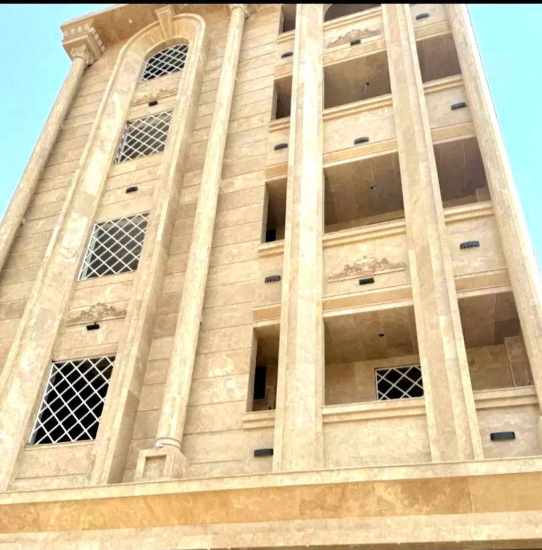 فروش ویلایی ۳۰۰ متر کلانتری