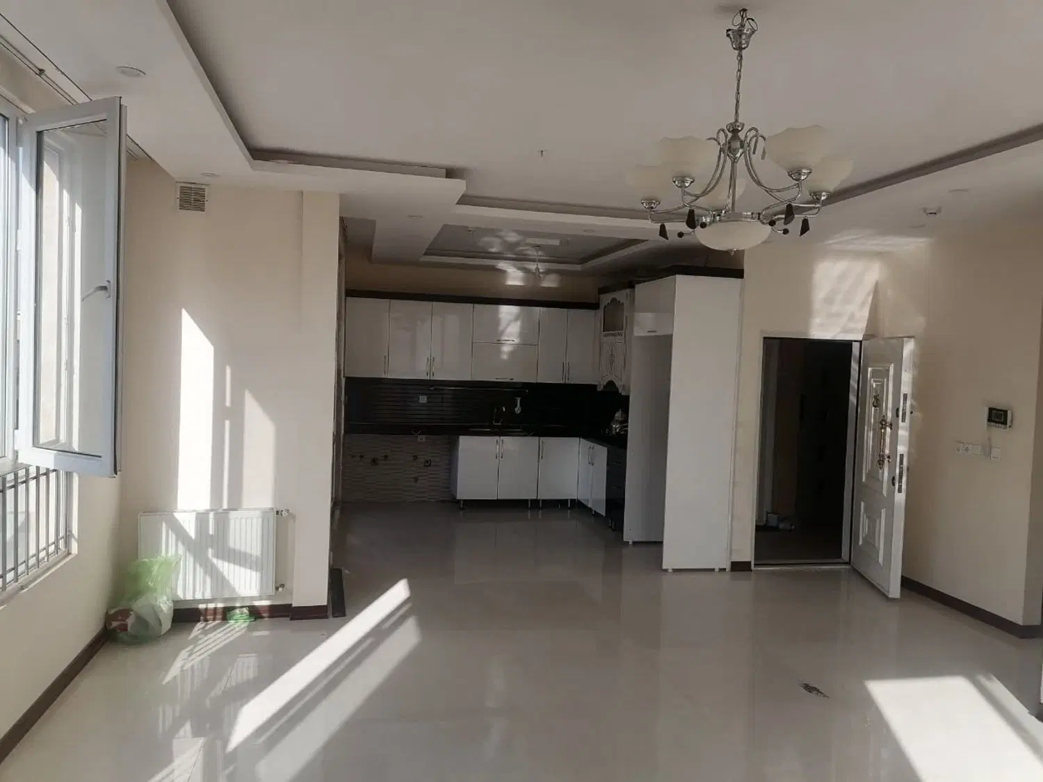 آپارتمان صد متری