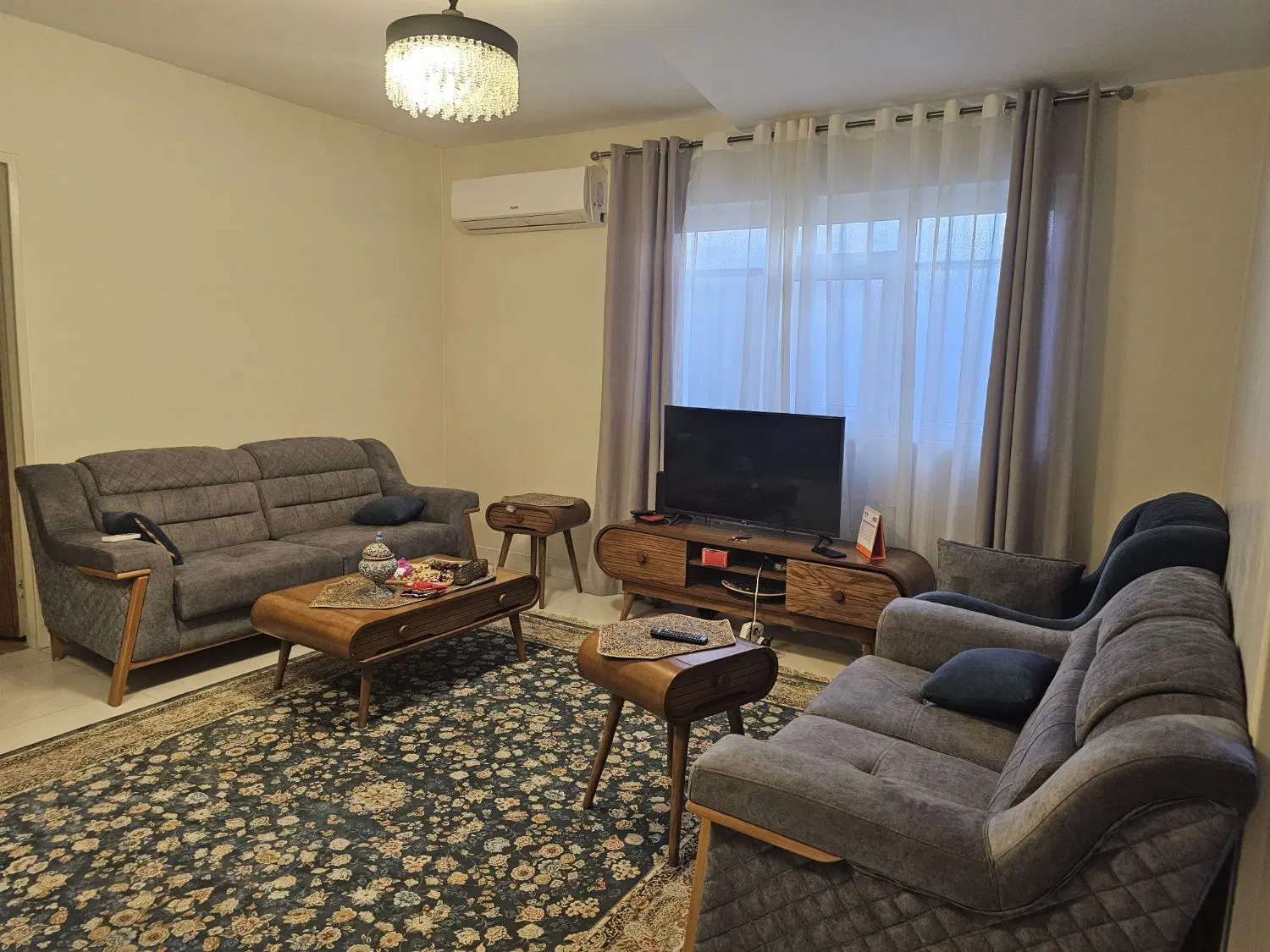 واحد 65 متری دو خواب جهان نما