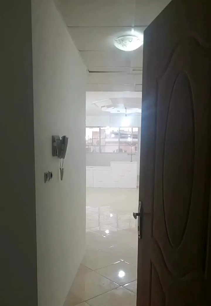 خانه آپارتمانی 120 متری غرق نور دو نبش