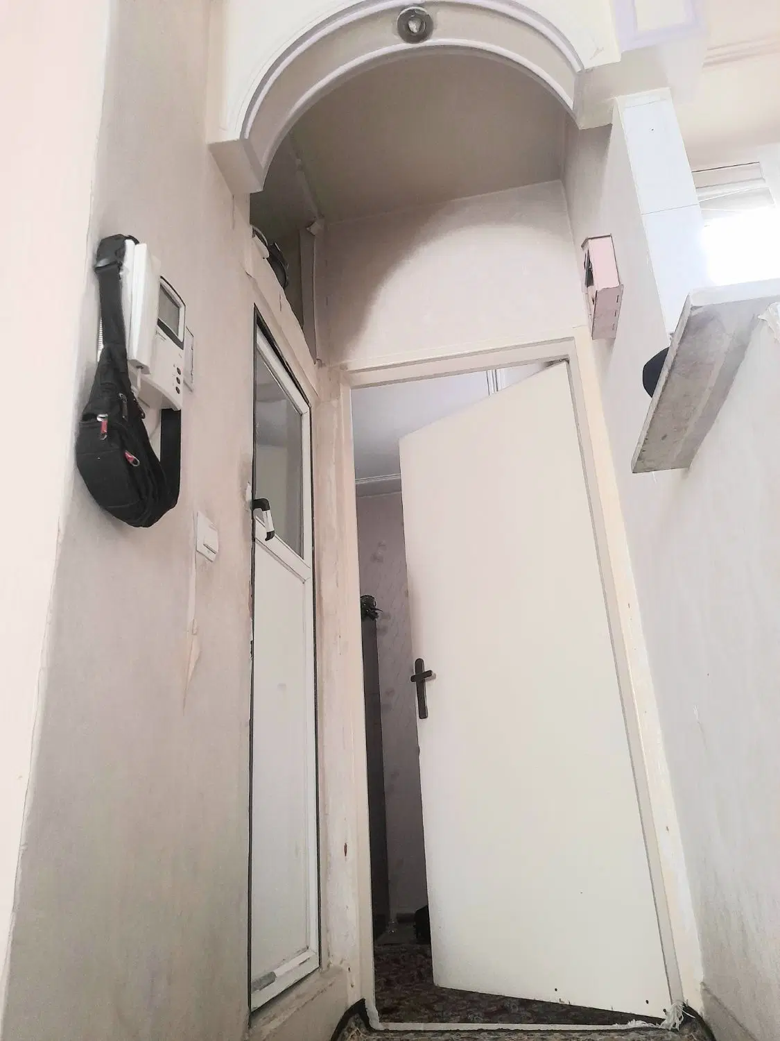 اتاق ۱۲ متری از آپارتمان مبله اسکان فقط خانم