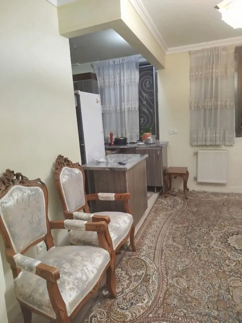 واحد ۴۰ متری فول امکانات