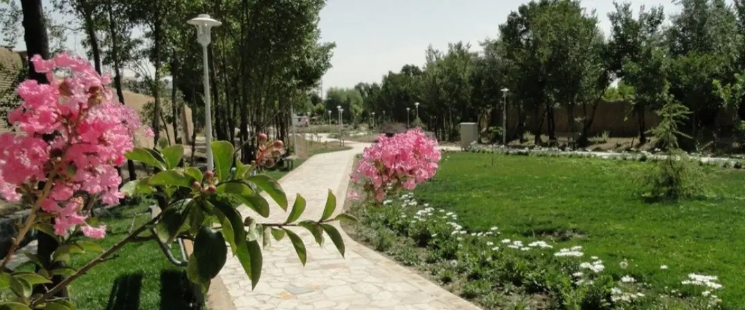 زمین خیراباد