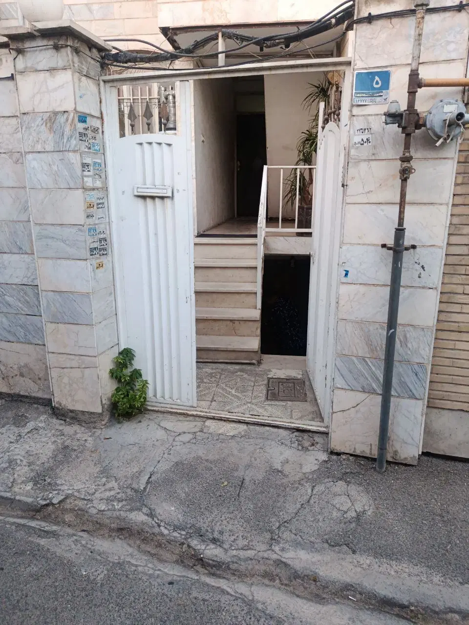 فروش منزل 45 متری زیر زمین قیمت مناسب