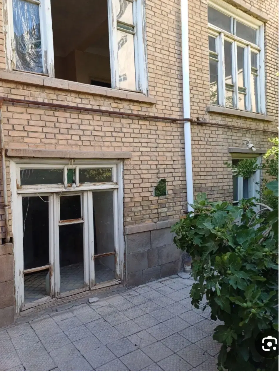 خانه کلنگی شریعتی