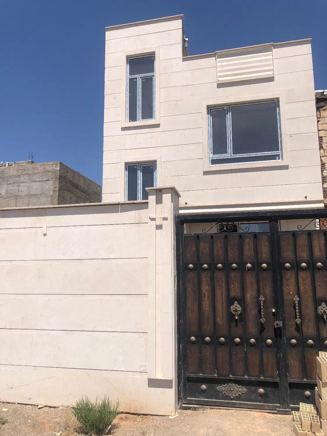 فروش ساختمان دوطبقه