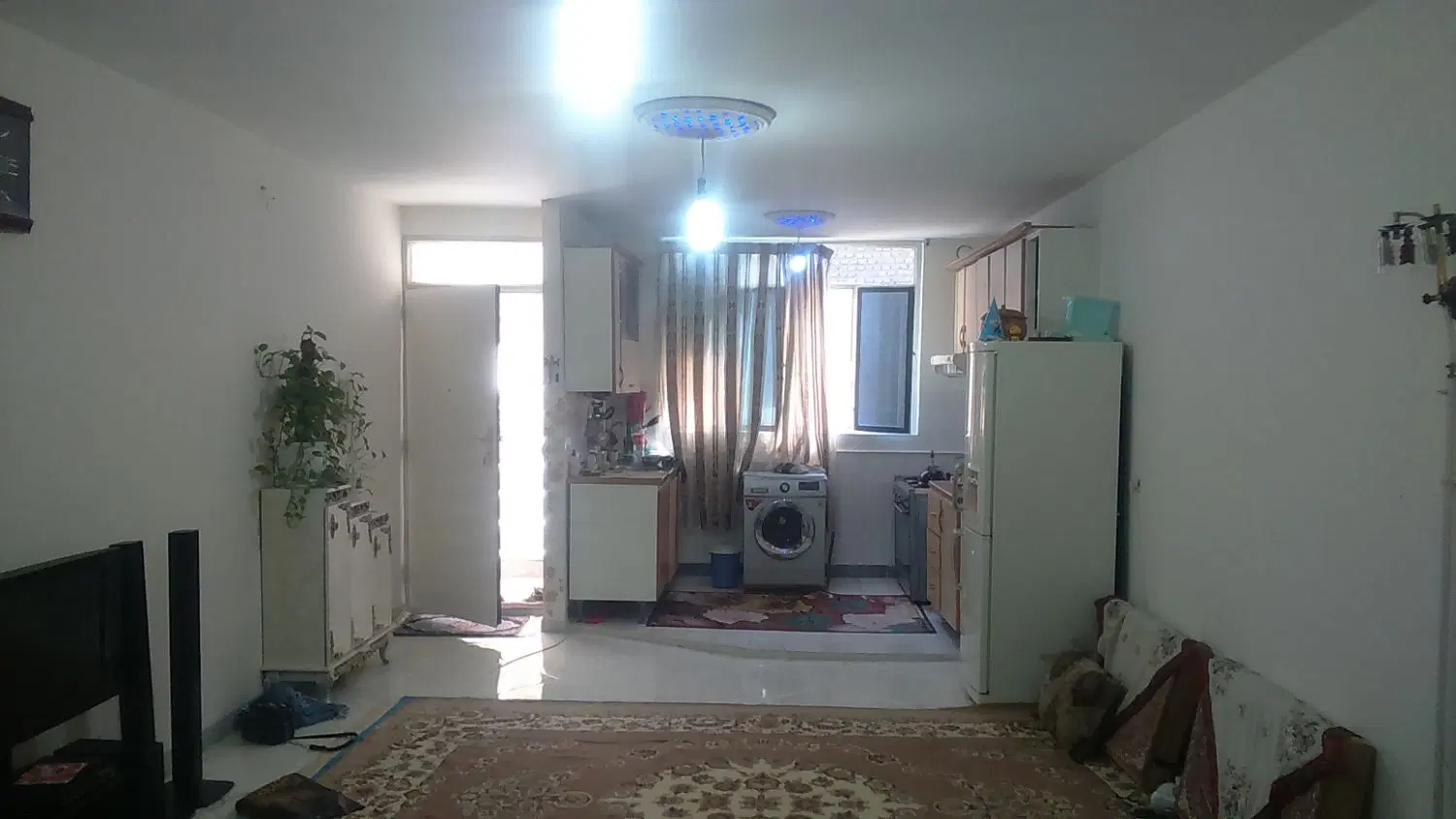 ۶۵متری طبقه اول روی همکف