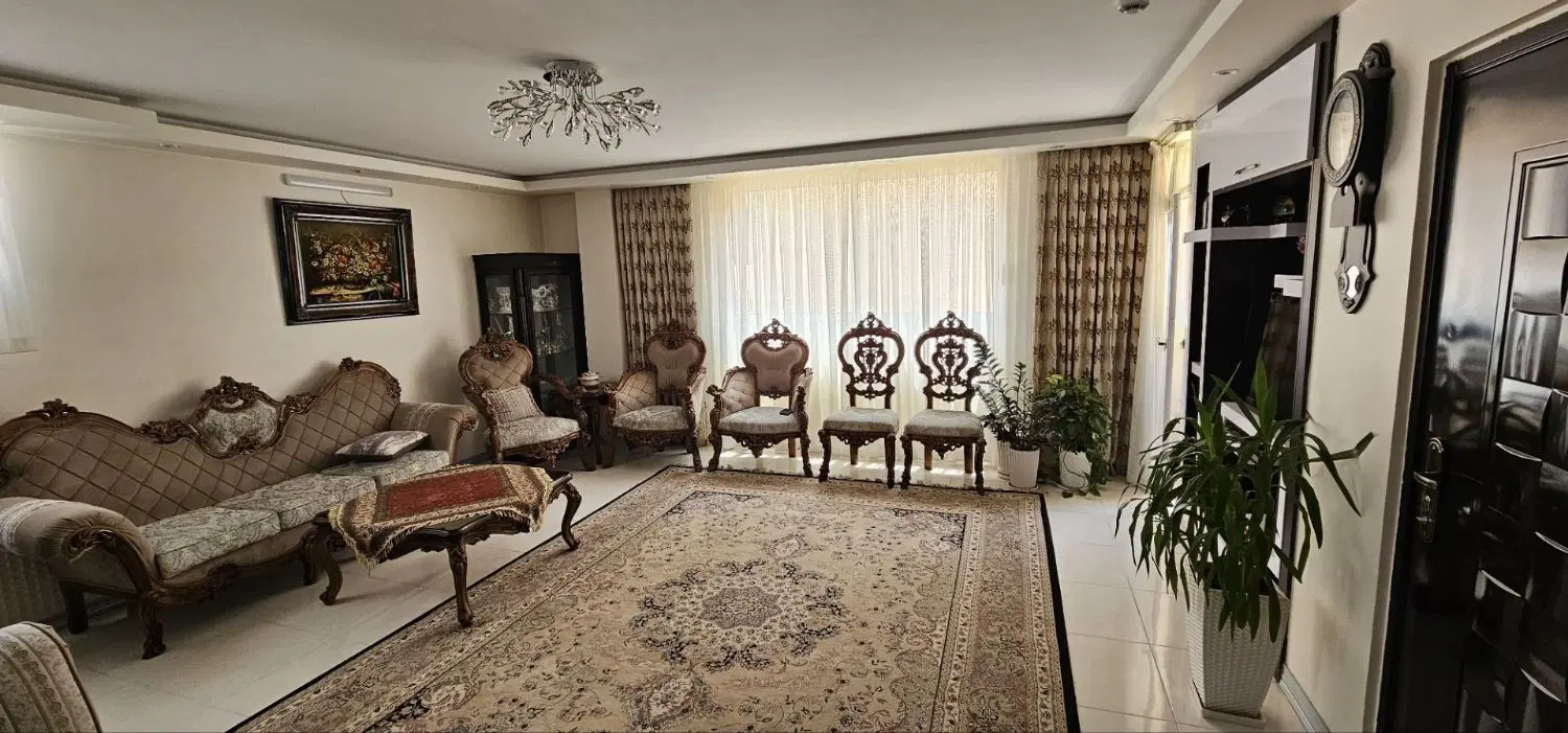 آپارتمان ۳طرف نور_۹۰ متر_دو خواب
