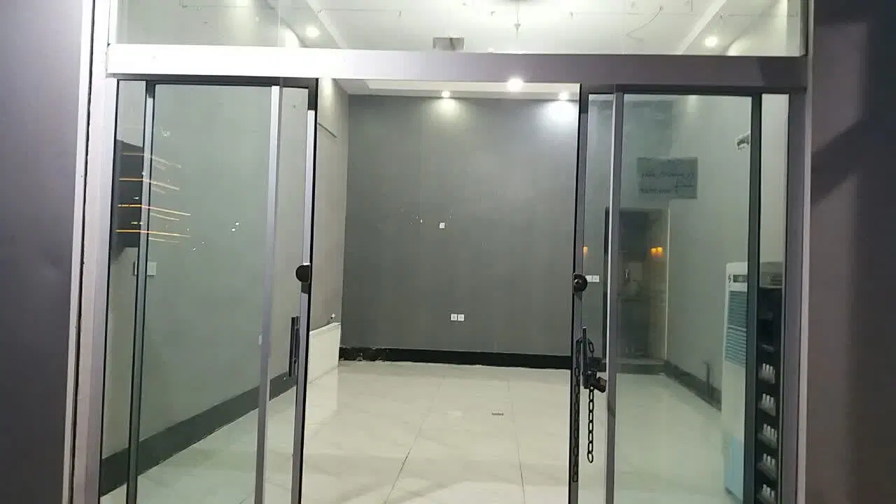 مغازه تجاری ۴۰ متری _ برند منطقه الهیه