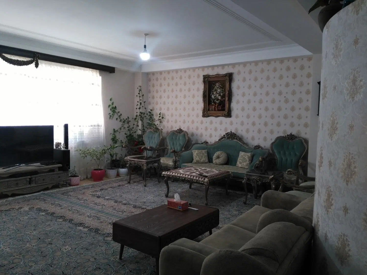 آپارتمان سه طبقه وپیلوت در پاسداران