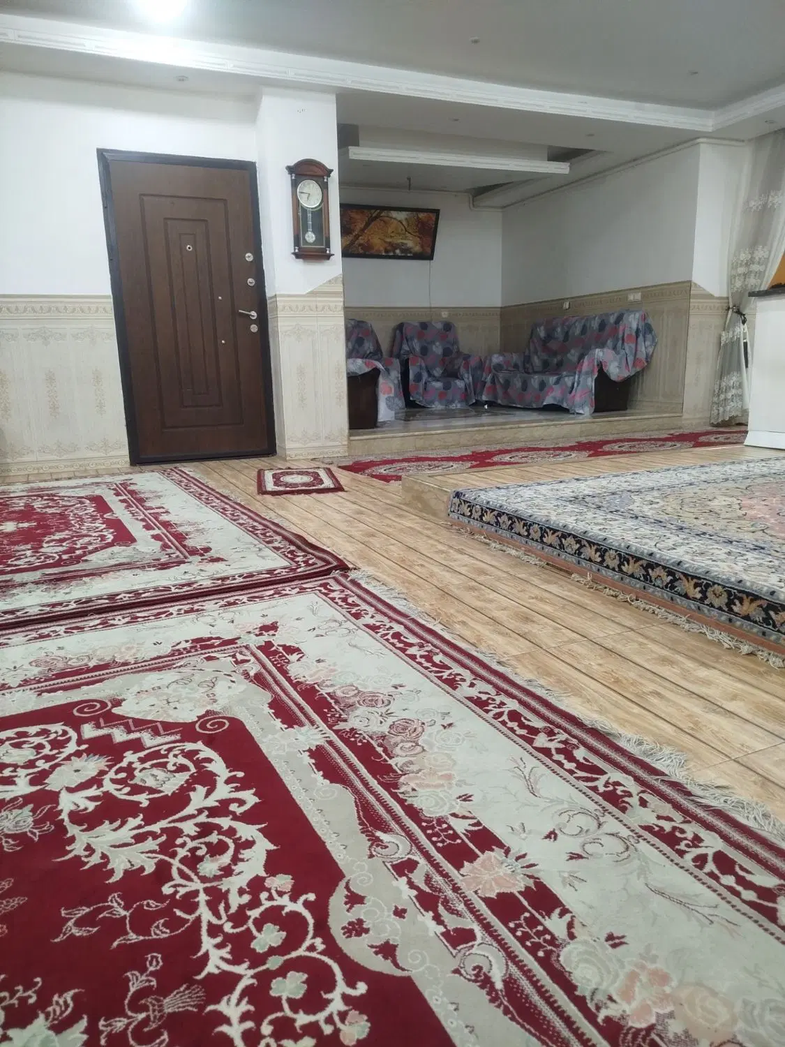 خونه ۱۳۰متر مغازه ۱۵۰ متر