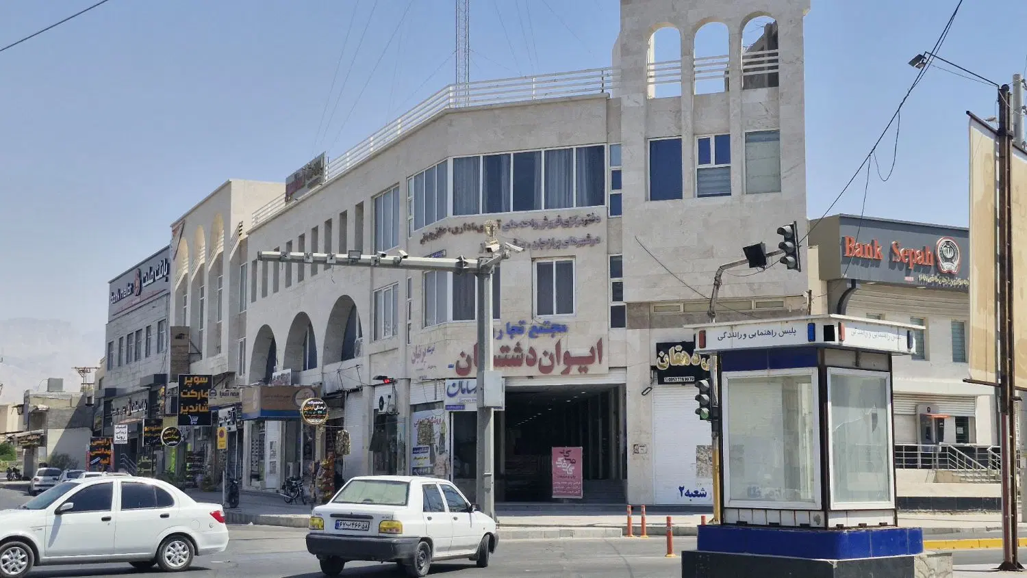 اجاره و رهن مغازه در پاساژ ایوان دشتستان