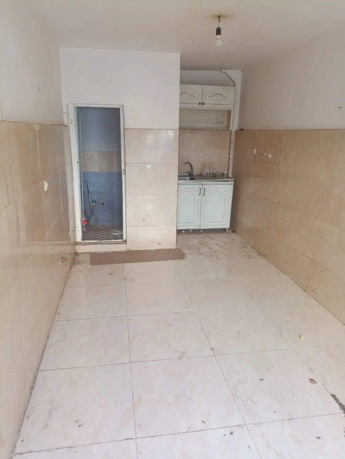 مغازه 18متری
