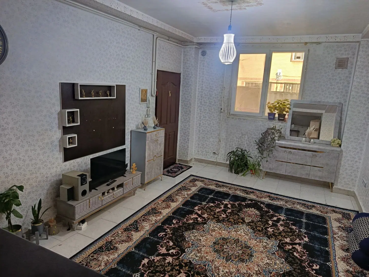خانه درشهرک نیروی انتظامی