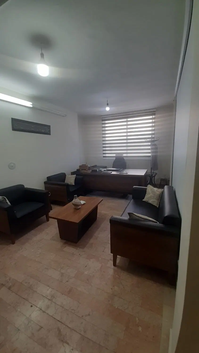 دفتر کار خیابان چمران
