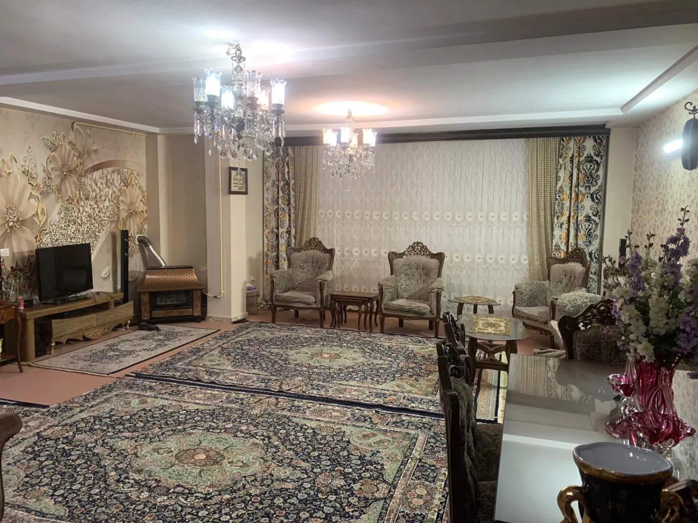 آپارتمان تک واحدی