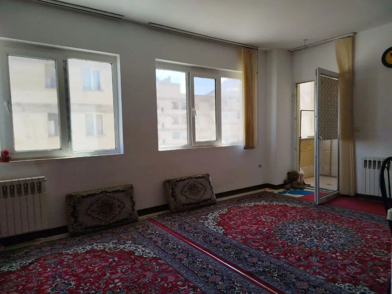 دو خوابه ۸۵ متری مسکن مهر فولادشهر E1