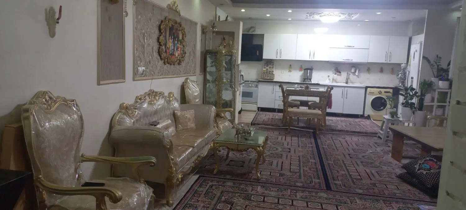 آپارتمان ۸۸متری دوخوابه داخل شهرک پارسرام