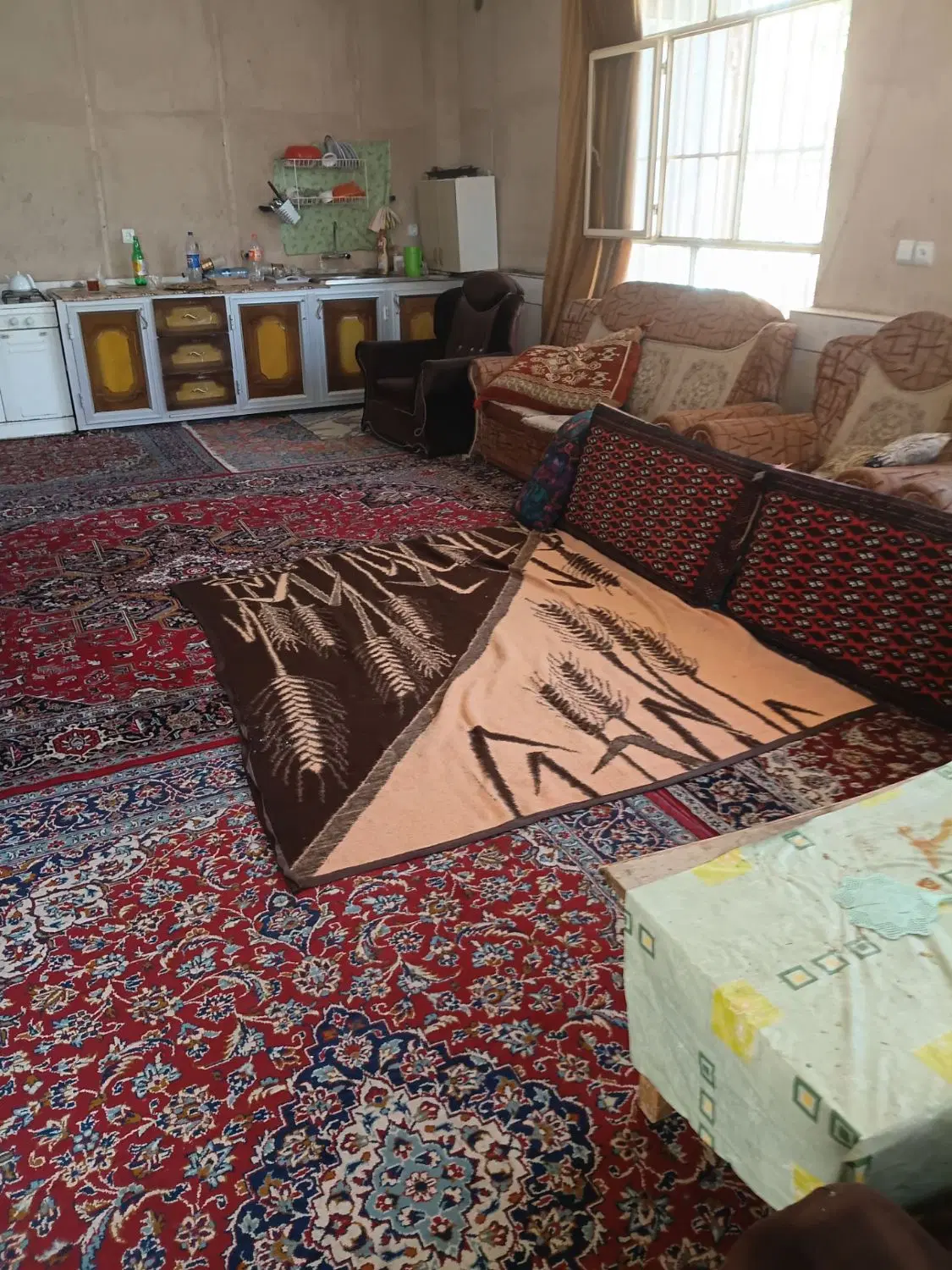 باغ ویلا ۲۲۰۰ متری با امکانات کامل رفاهی