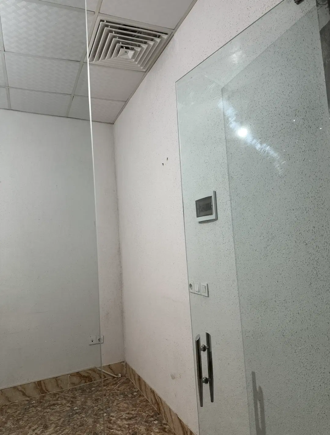 فروش مغازه ۱۴ متری