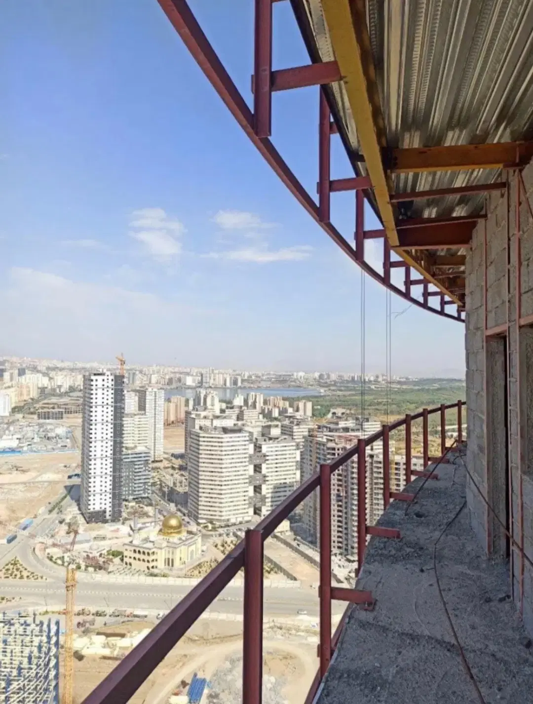 فروش یک واحد آپارتمان نیمه کاره