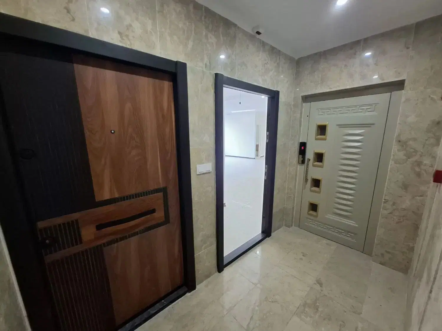۶۲ متر دو واحدی خوش نقشه  صفا
