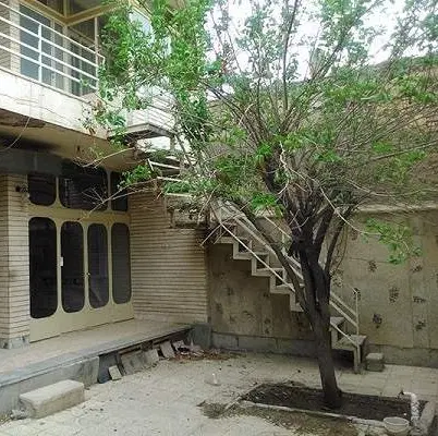 ملک قدیمی ۱۴۴ متری میرزایی شمالی