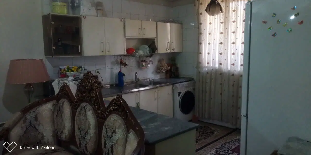 آپارتمان۷۶ متری_۲خواب خوش نقشه_شهرک امام حسین