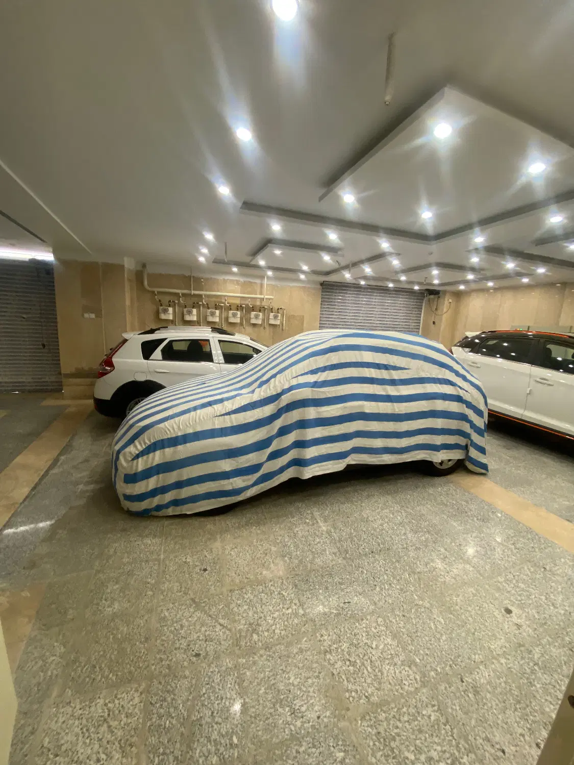 67 متری