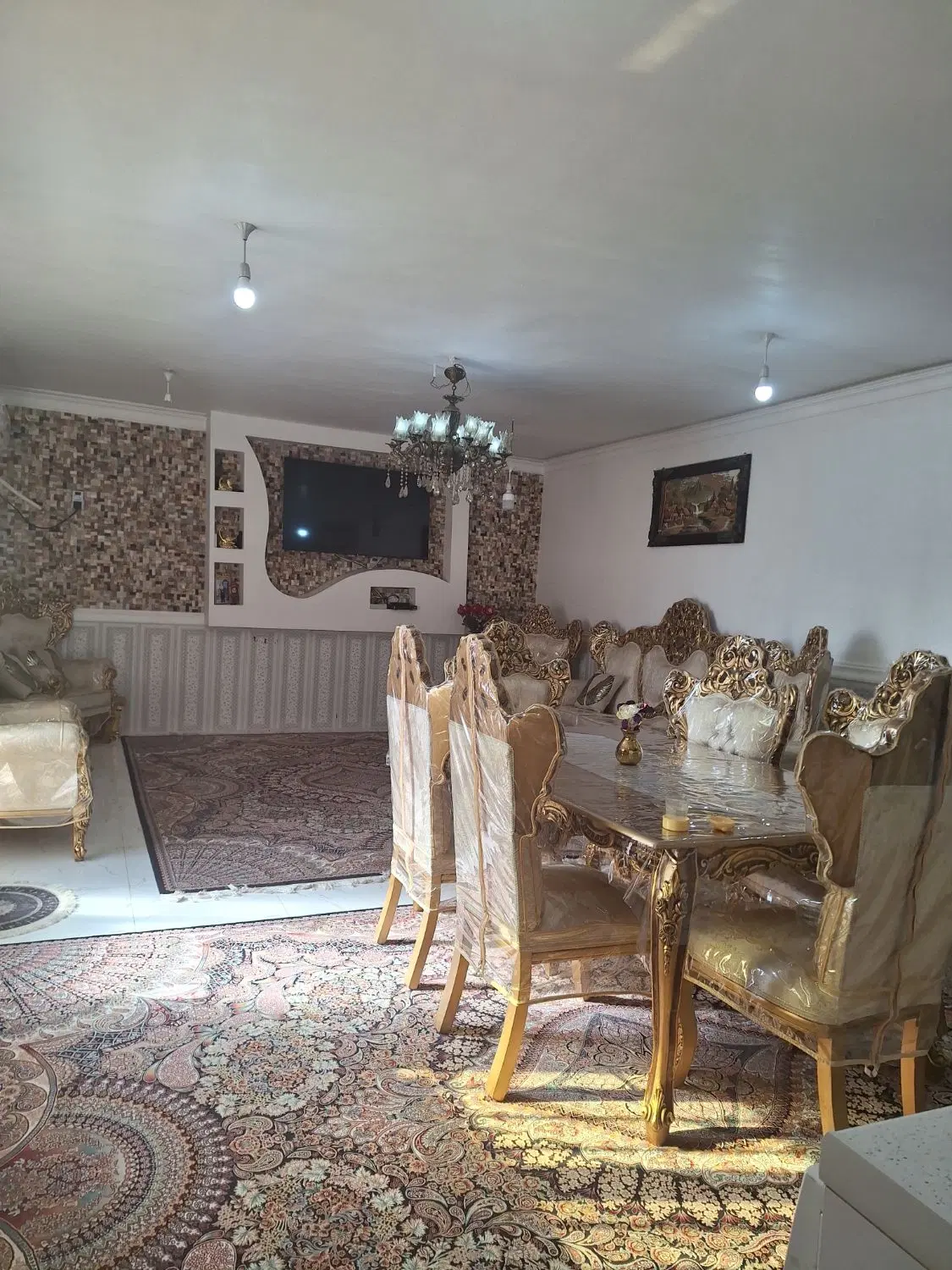 خانه کفیشه ۳ اصلی ۱۲۵ متری طبقه اول