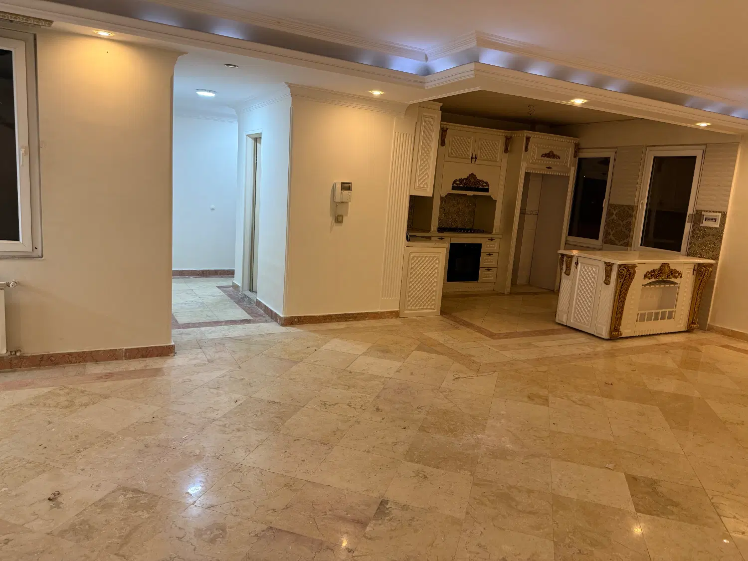 فروش آپارتمان ۱۱۵متری سه خوابه در خیابان عراقی