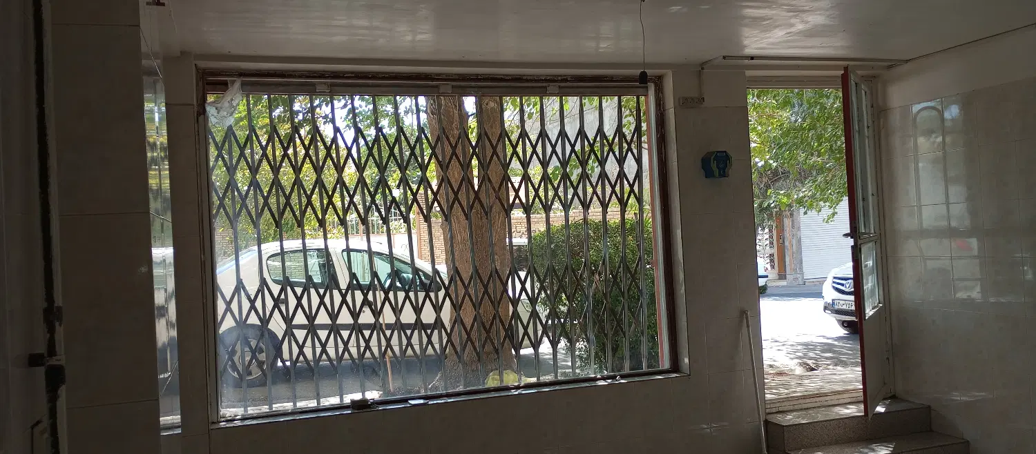 فروش مغازه در خیابان 20متری دستجردی