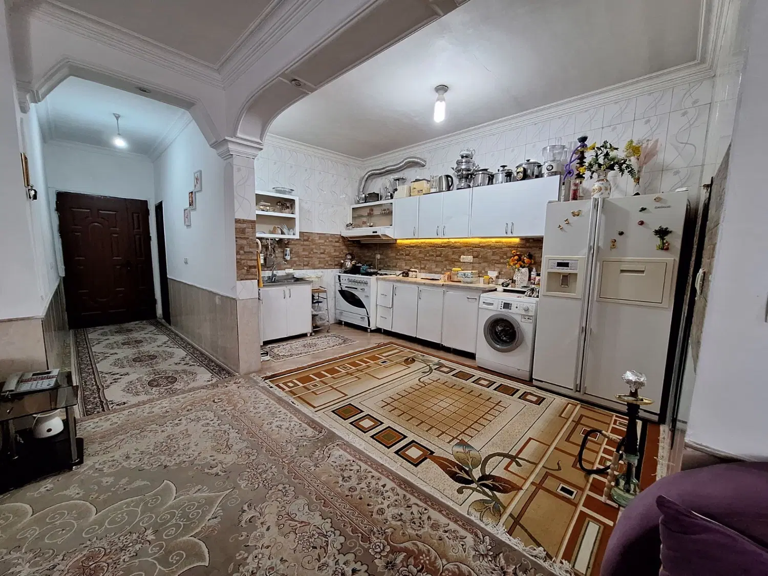 منزل ویلایی دوطبقه دربست،حاشیه خیابان اصلی