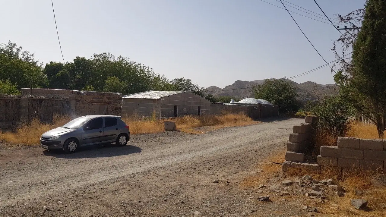 ۲۰ قصب زمین جبالبارز جیرفت ( محمداباد مسکون )