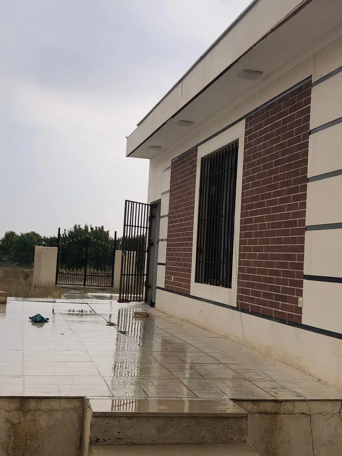 ویلا باغ تاکستان