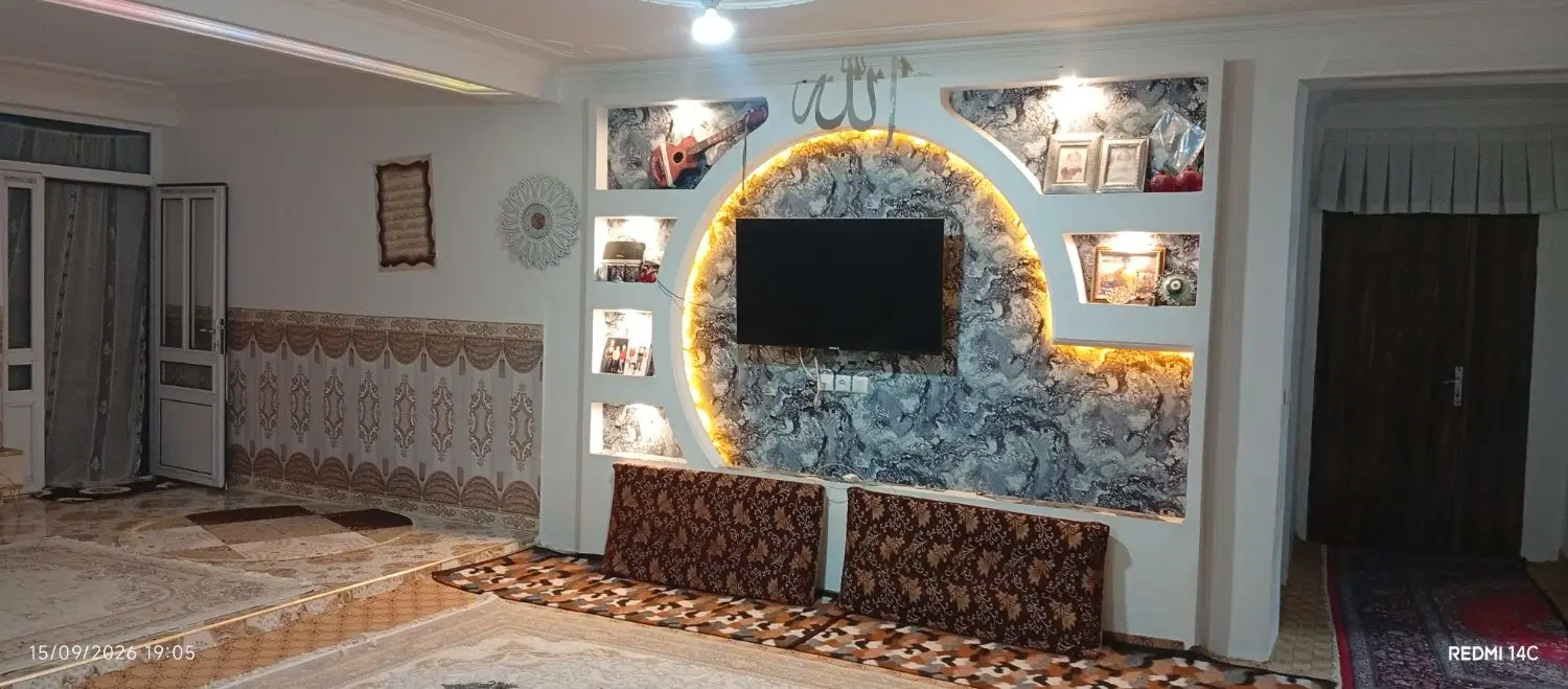 یک باب حیاط مسکونی در روستای وردان