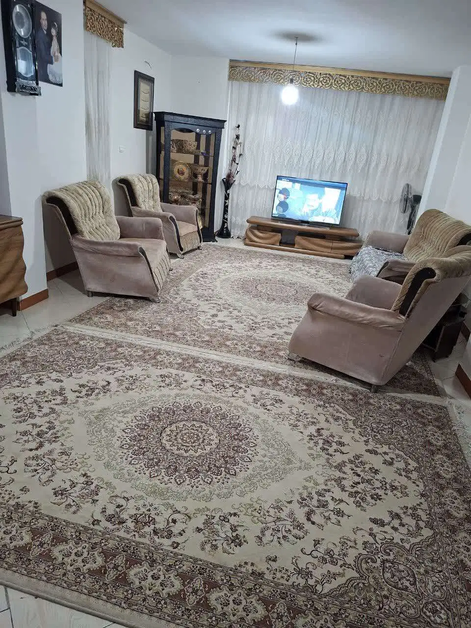 رهن طبقه اول ویلایی 140متر  ابتدای خیابان باهنر