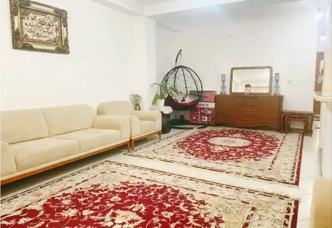 ۱۰۳ متر _ پارکینگ اختصاصی _ با وسواس نگهداری‌شده