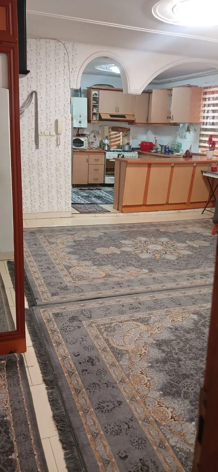 سوئیت راه جدا در استان گیلان شهر لاهیجان
