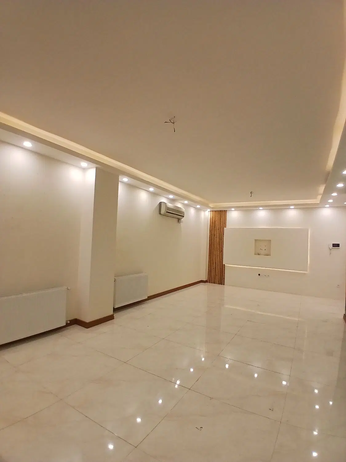 85 متر طبقه دوم رو به نما پارکینگ سندی 4 شرقی