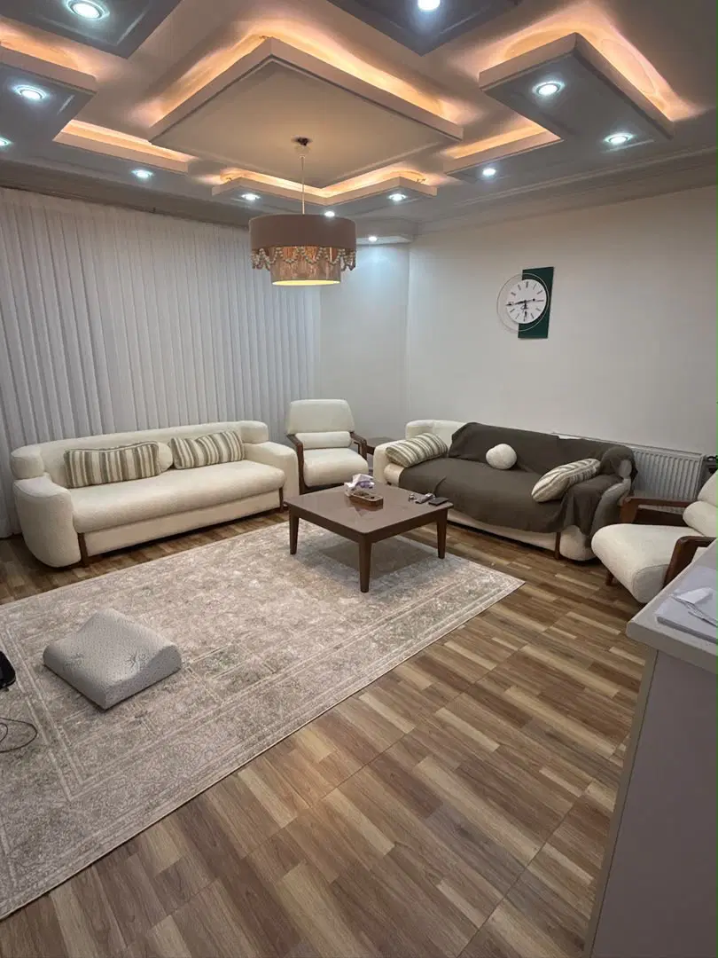 ۷۷ متر دو خواب مالک هستم