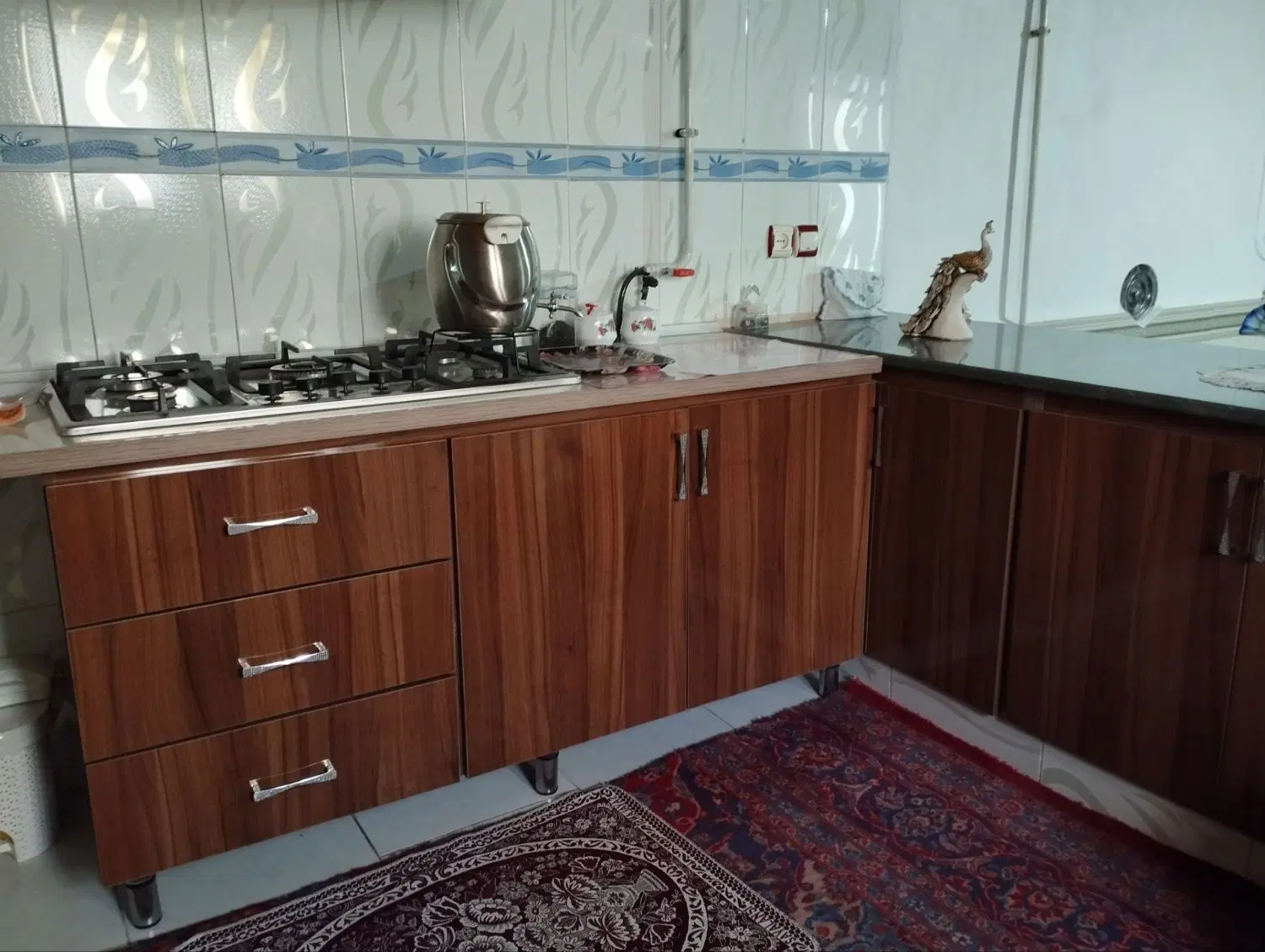 حیاط واقع در شیرامین