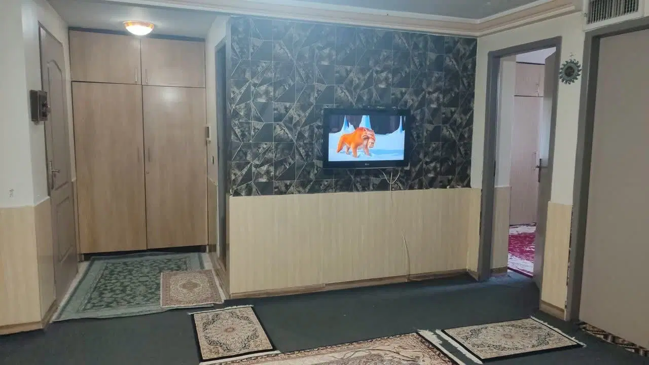 آپارتمان همکف شهرک شهرداری